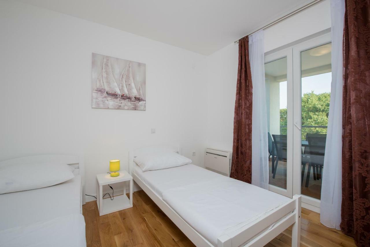 פרוי Villa Anja מראה חיצוני תמונה