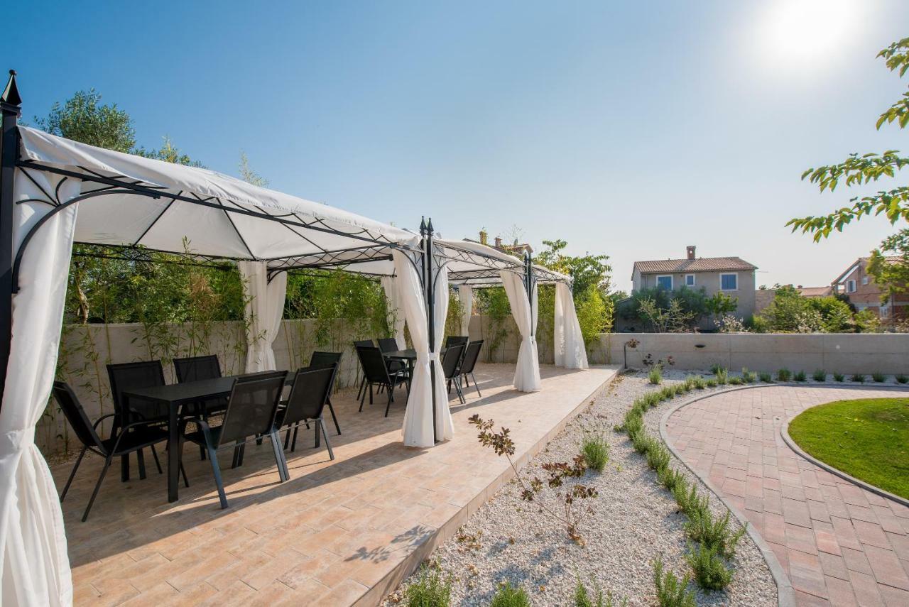 פרוי Villa Anja מראה חיצוני תמונה