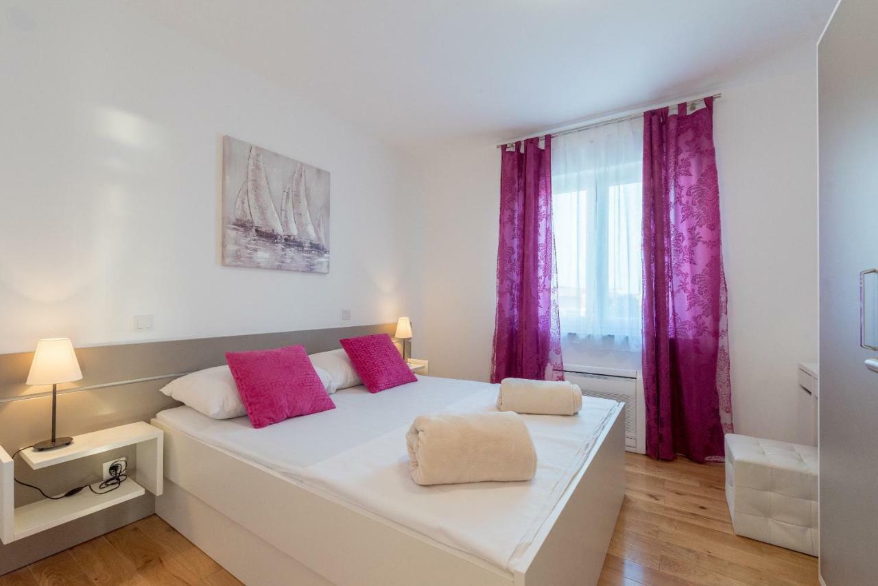 פרוי Villa Anja מראה חיצוני תמונה