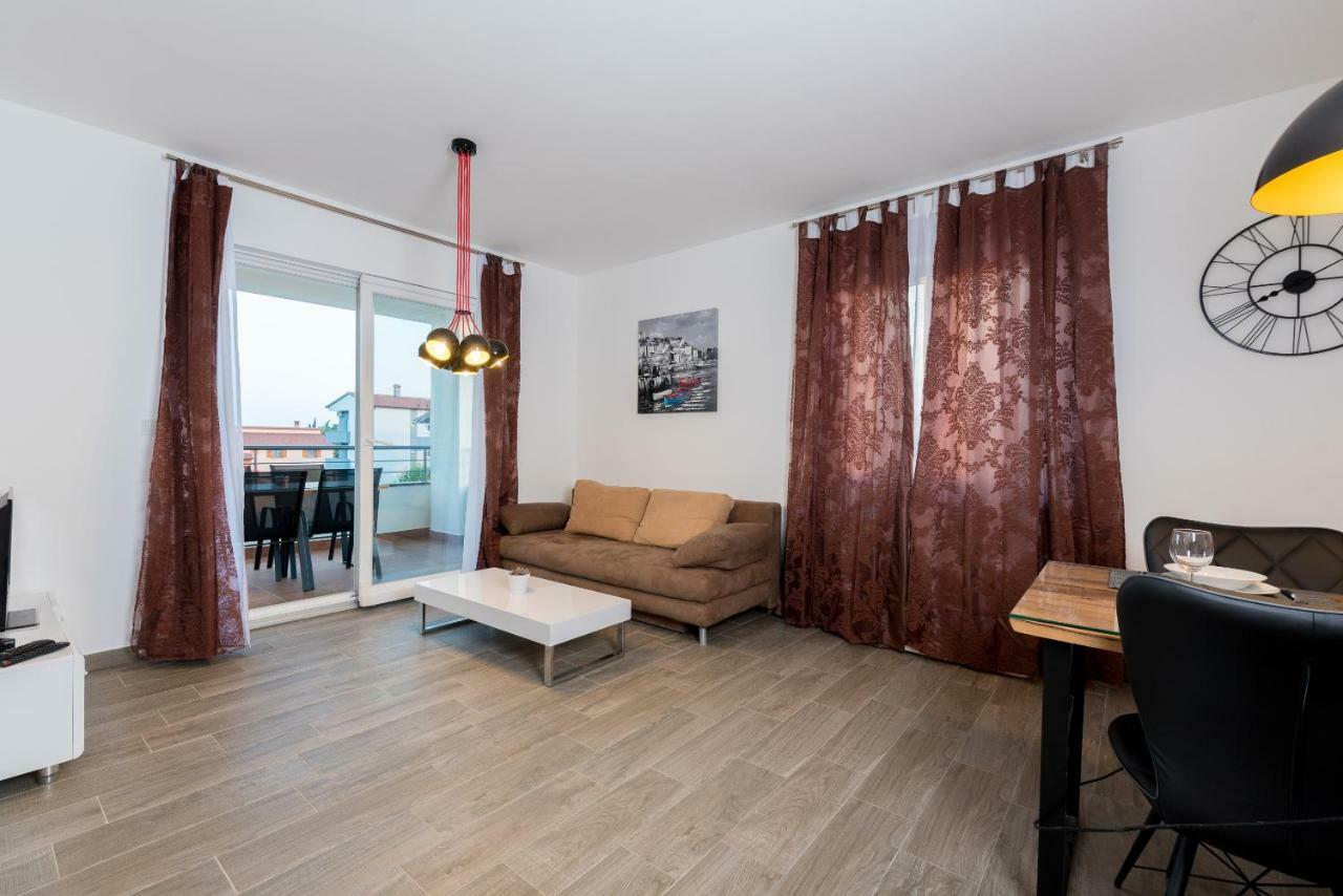 פרוי Villa Anja מראה חיצוני תמונה