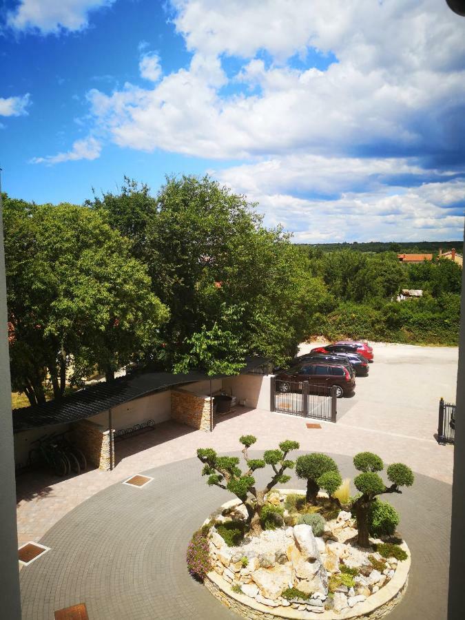 פרוי Villa Anja מראה חיצוני תמונה