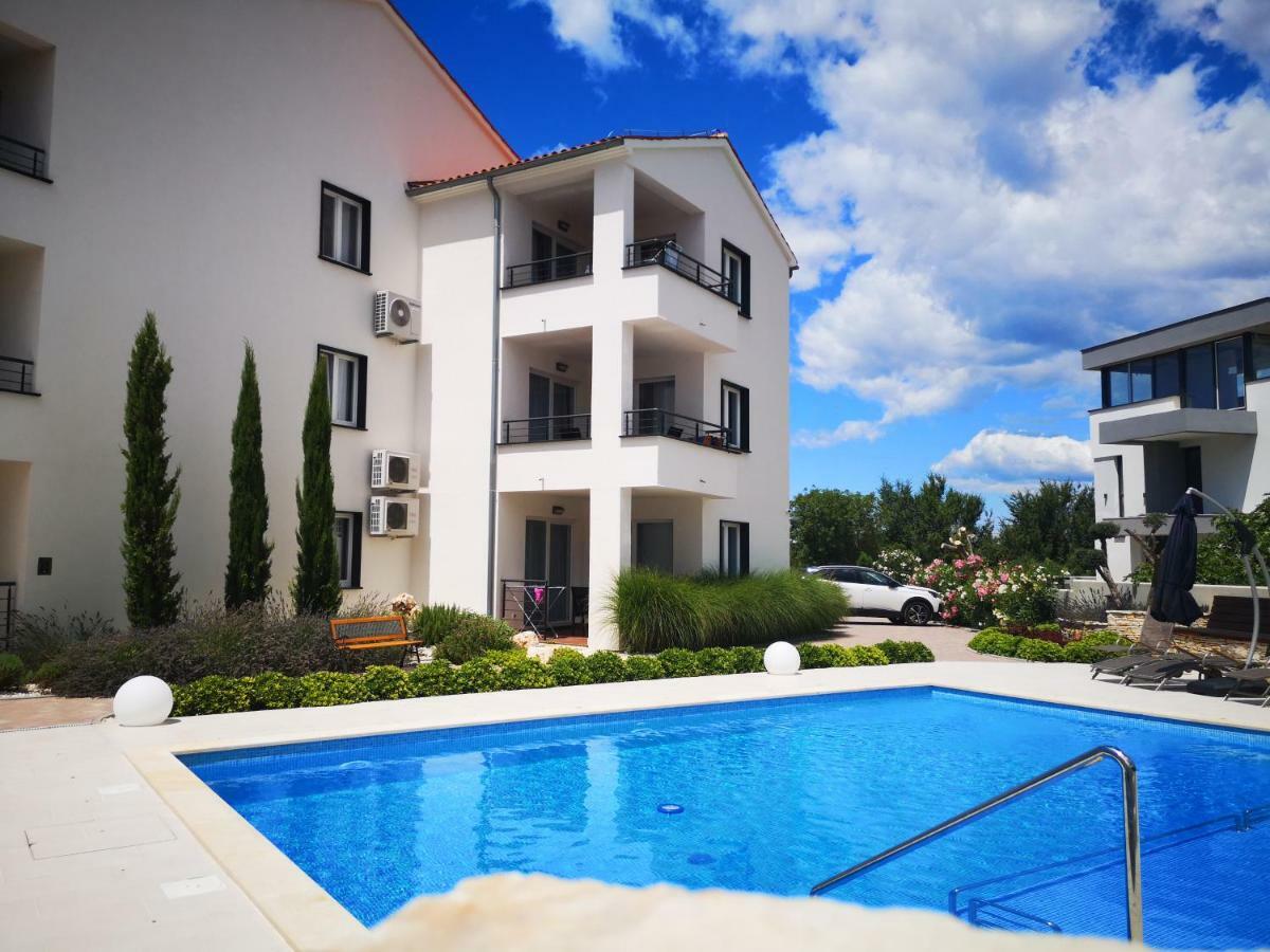 פרוי Villa Anja מראה חיצוני תמונה