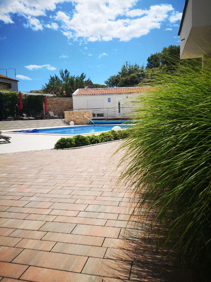 פרוי Villa Anja מראה חיצוני תמונה